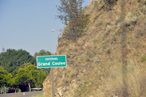 sign - entering Grand Coulee city